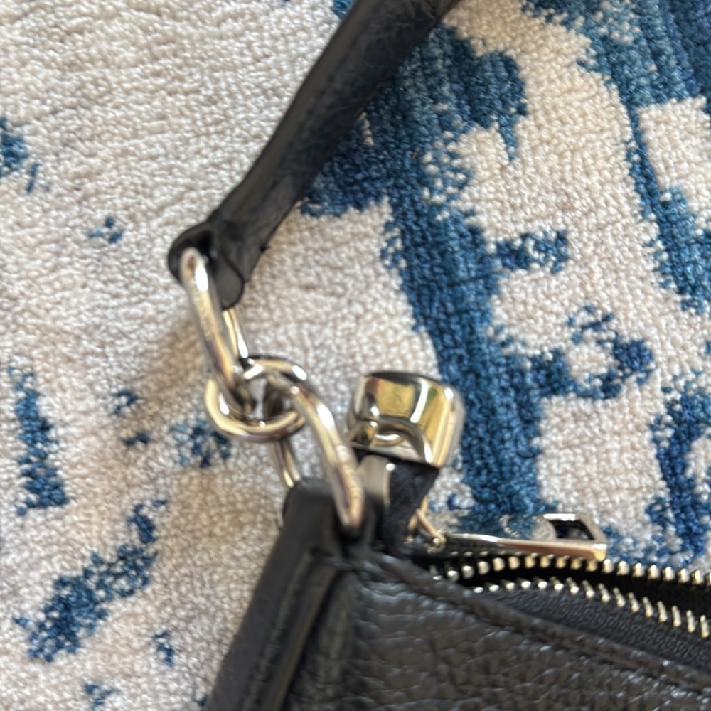 Coach Handbag - Picture 8 of 9